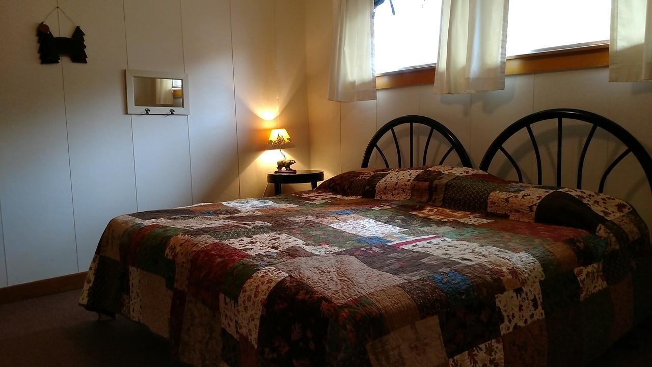 Maple Ridge Resort Michigamme 외부 사진